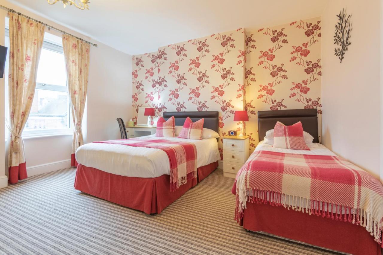 The Wilton Hotel ลันดิดโน ภายนอก รูปภาพ